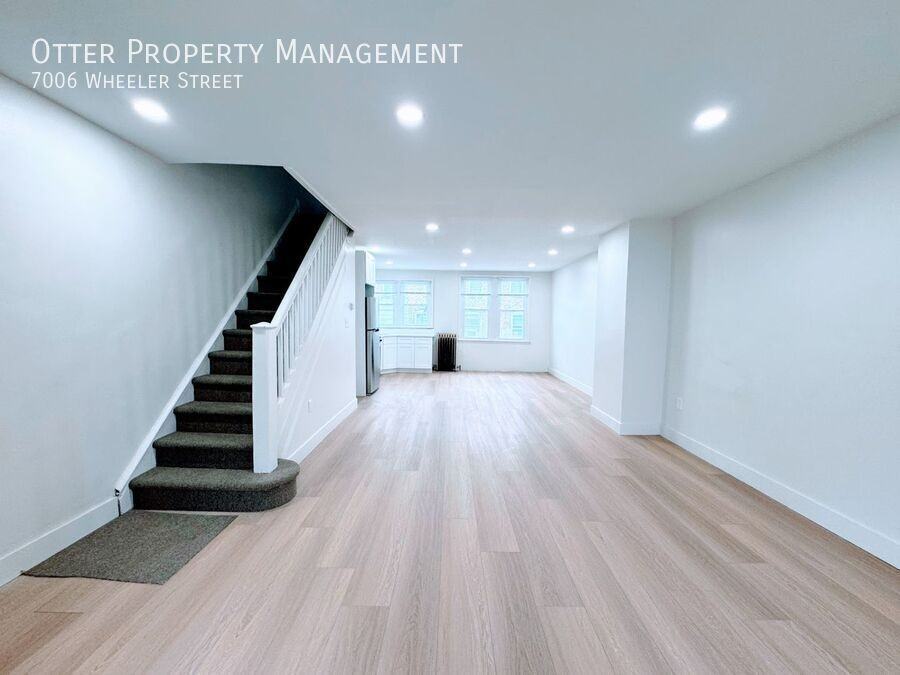 7006 Wheeler St - Photo 4 of 41