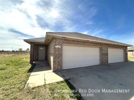 featured image of 11232 Nw 6th Ter