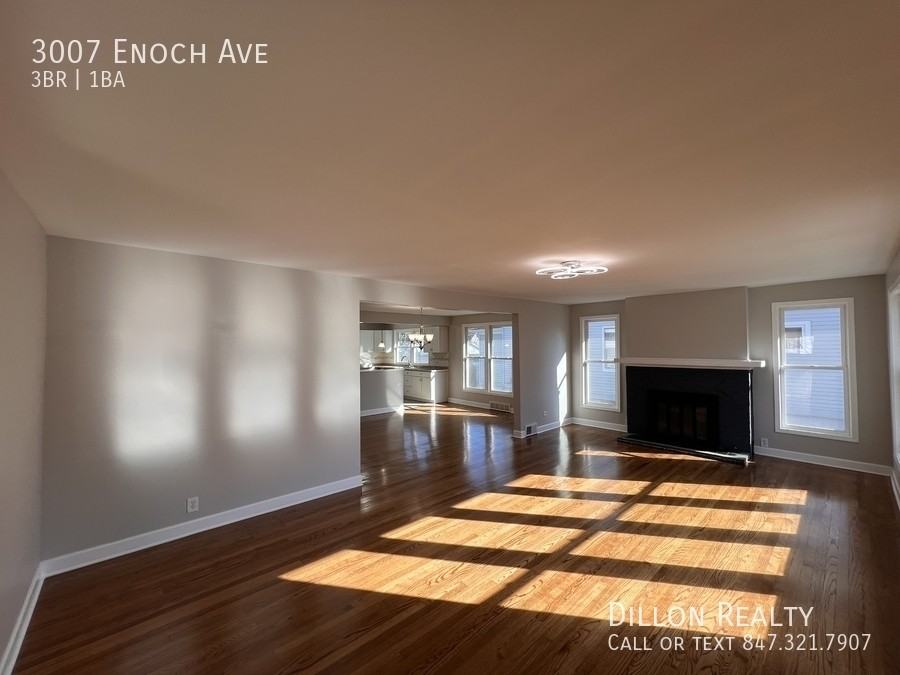 3007 Enoch Ave - Photo 2 of 22