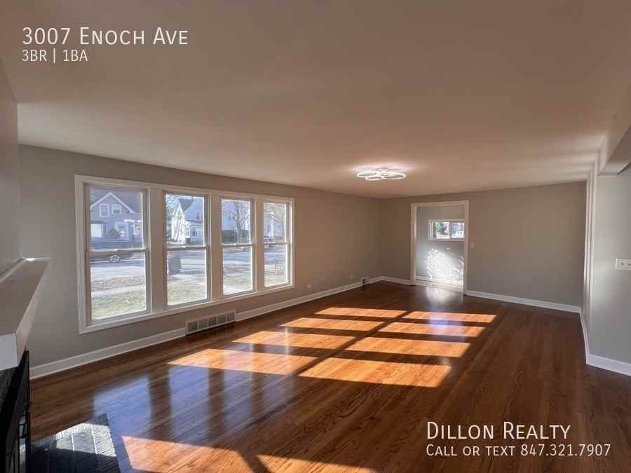 3007 Enoch Ave - Photo 7 of 22