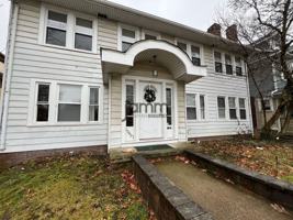 featured image of 10407 Clifton Blvd #UPPER