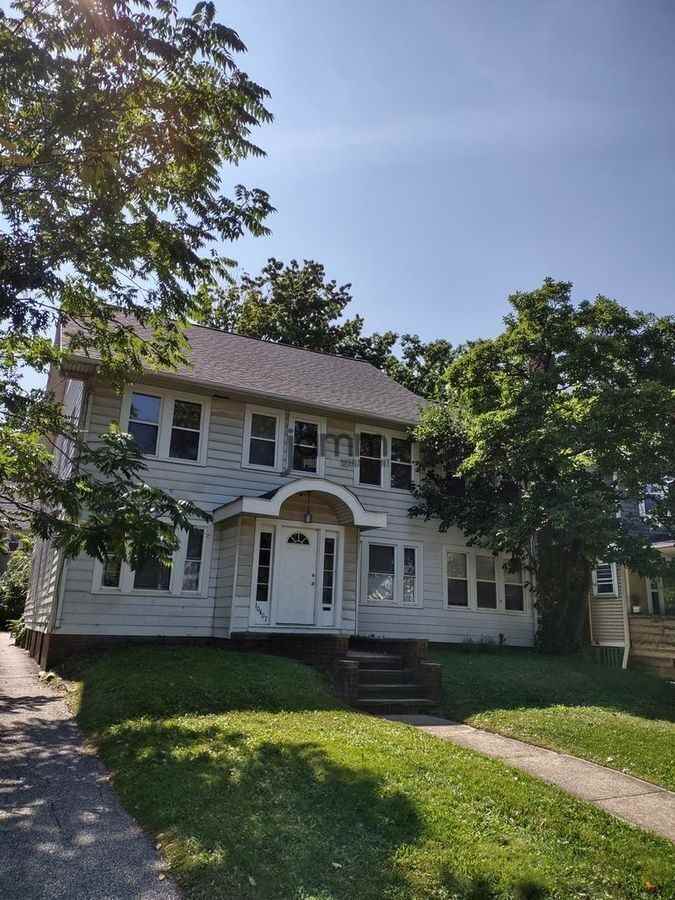 10407 Clifton Blvd - Photo 2 of 17