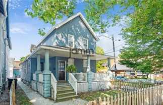 1960 Randall Rd #LOWER - Photo 1 of 1