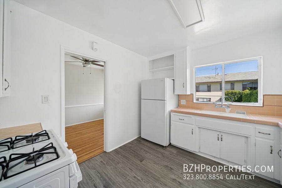 1308 Havenhurst Dr #19 - Photo 7 of 16