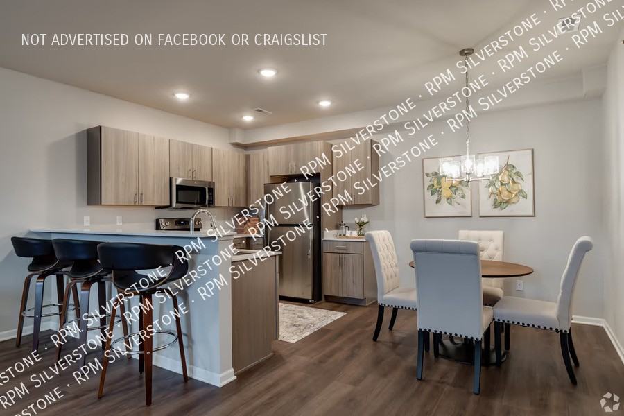 2844 Barrington Sq #2844 - Photo 6 of 18