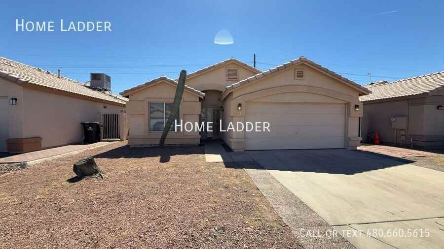 10423 W Pasadena Ave