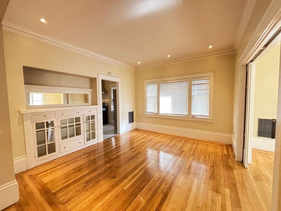 333 Park View Ter #01 - Photo 4 of 24