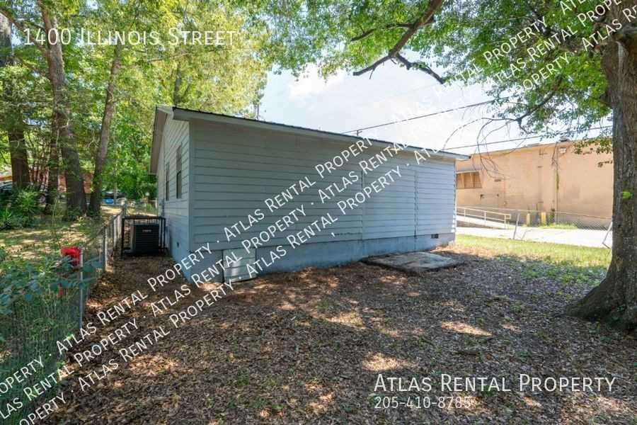1400 Illinois St - Photo 5 of 17