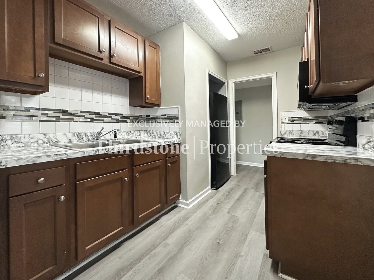 1022 Brandywine St - Photo 5 of 20