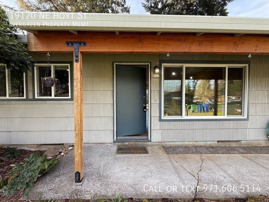 19120 Ne Hoyt St - Photo 2 of 36