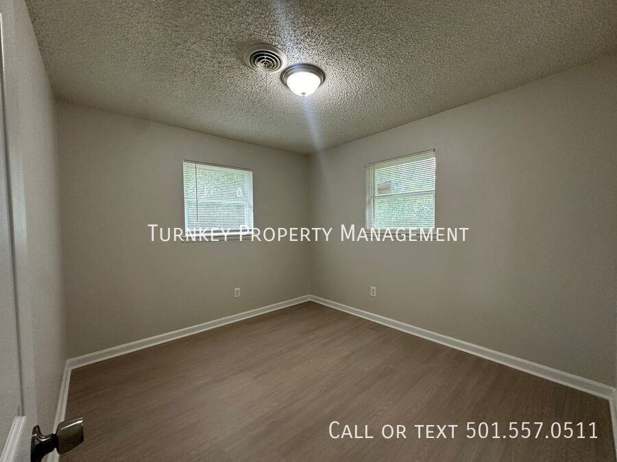 202 Rita Dr - Photo 7 of 10