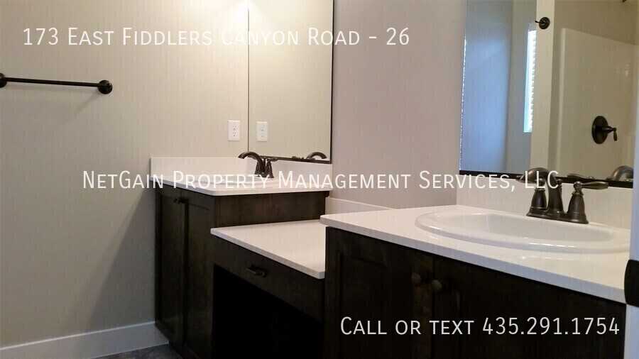 173 E Fiddlers Canyon Rd #26 - Photo 6 of 8