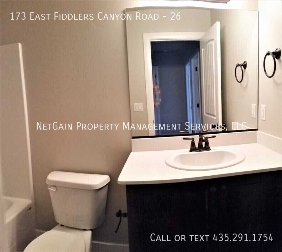 173 E Fiddlers Canyon Rd #26 - Photo 7 of 8