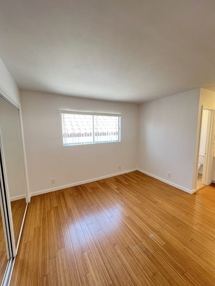 2624 6th Street - Photo 4 of 9