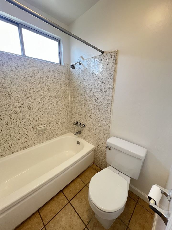 2624 6th Street - Photo 6 of 9