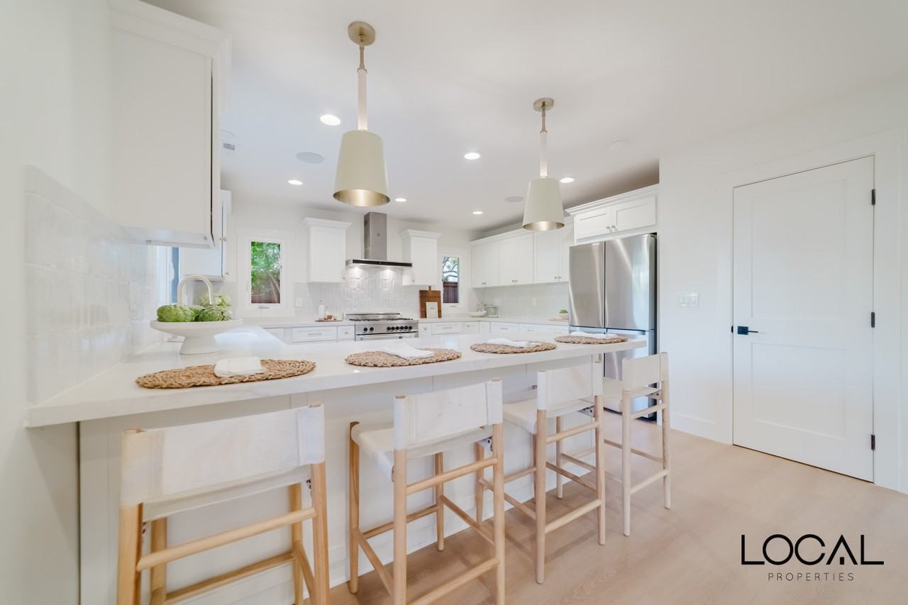 801 N Rios Ave #1 - Photo 5 of 33