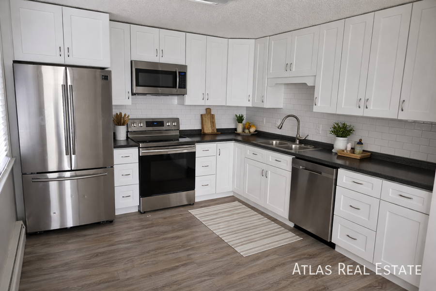 3043 17th Ave #102 - Photo 3 of 20