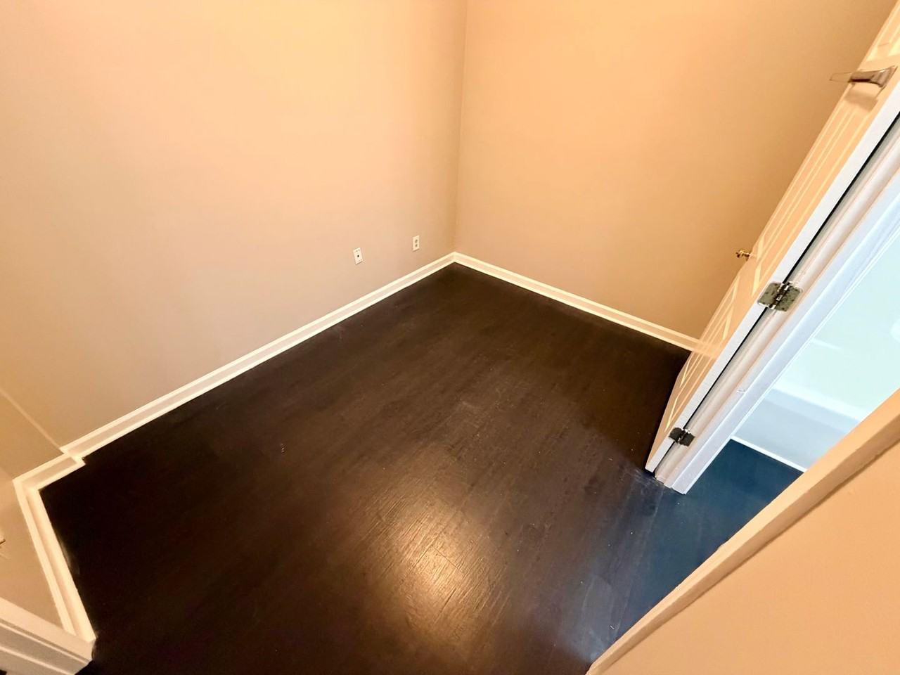 139 Macey Ave #Q - Photo 5 of 11