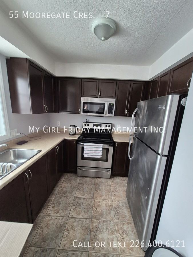 55 Mooregate Cres #7 - Photo 2 of 21