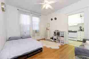 221 Constitution Ave Ne Apt 2 #2 - Photo 1 of 1