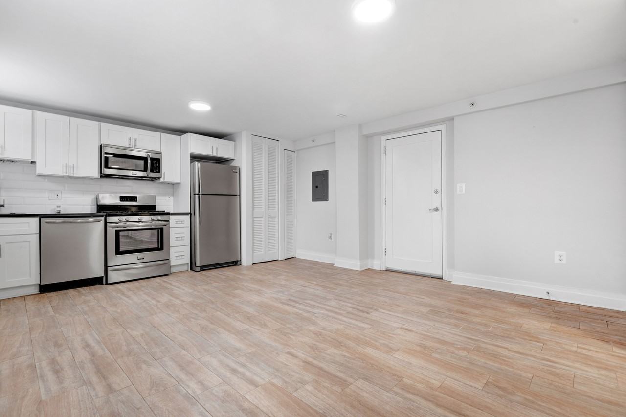 3101 Sherman Ave Nw #104 - Photo 5 of 12