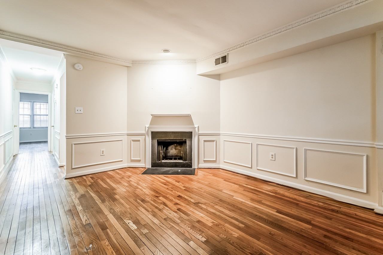 4515 Macarthur Blvd Nw #A - Photo 3 of 21