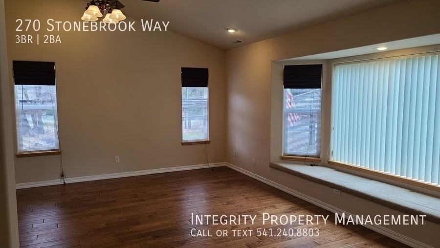 270 Stonebrook Way - Photo 5 of 26