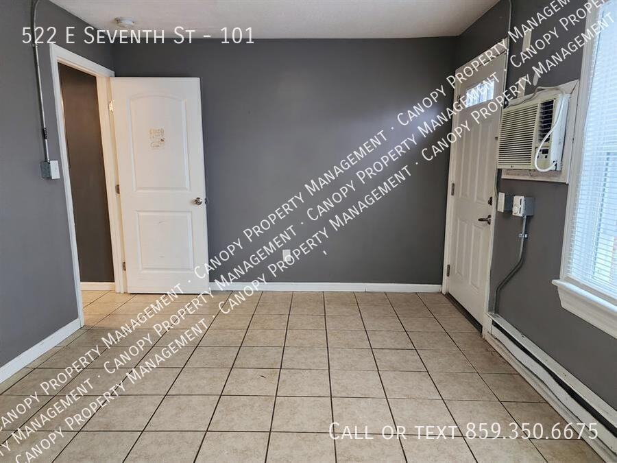 522 E Seventh St #101 - Photo 6 of 21