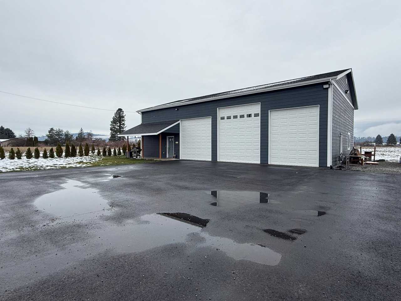 24211 E Wellesley Ave #B - Photo 2 of 22
