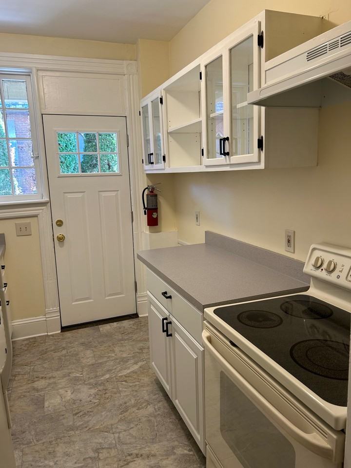 30 E Market St #1 - Photo 6 of 17