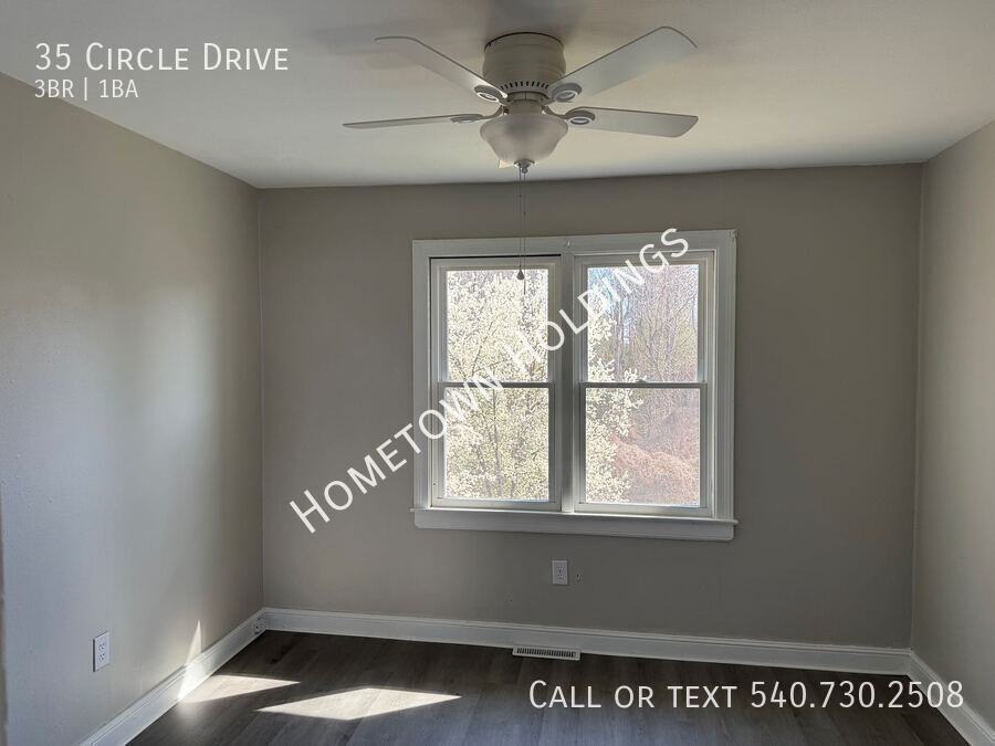 35 Circle Dr - Photo 5 of 9