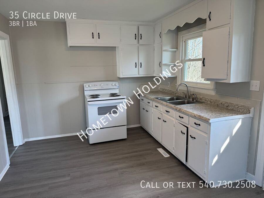 35 Circle Dr - Photo 7 of 9