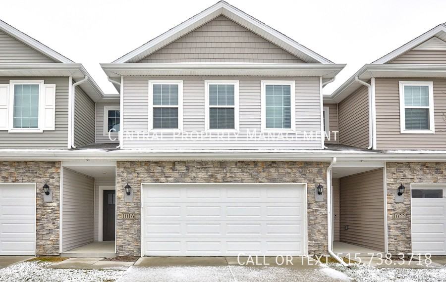 936 Underwood Ln - Photo 2 of 23