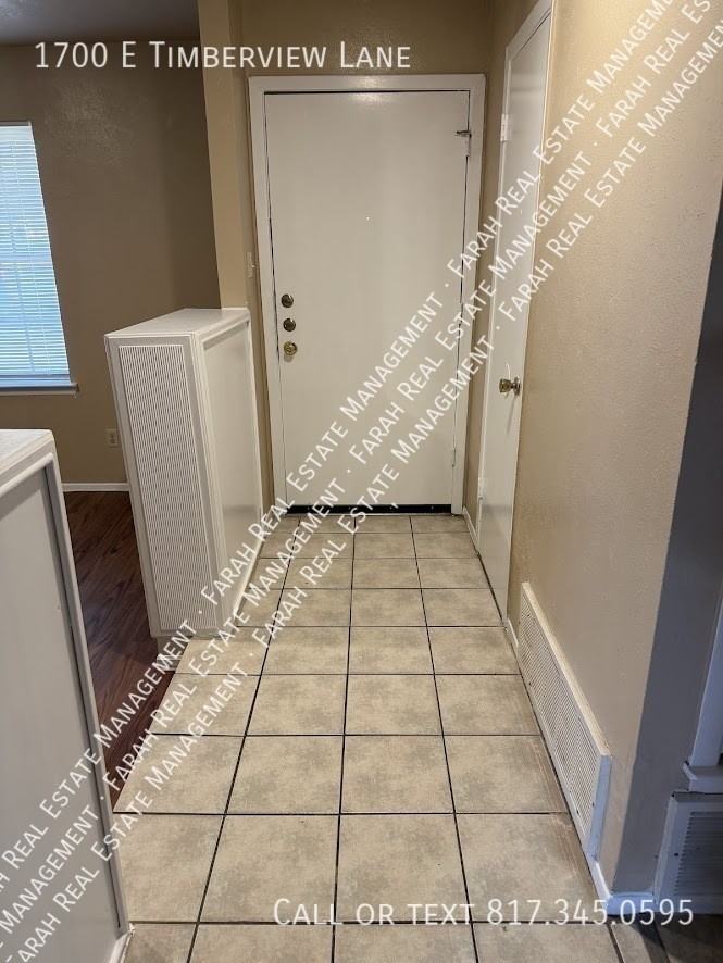 1700 E Timberview Ln - Photo 2 of 13