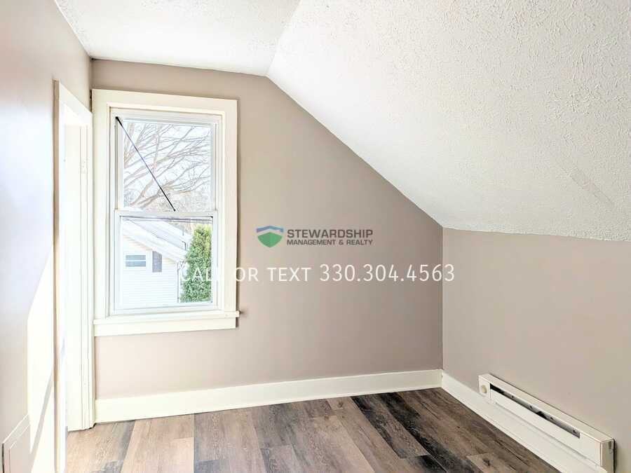 133 Catherine St #1-2 - Photo 6 of 16