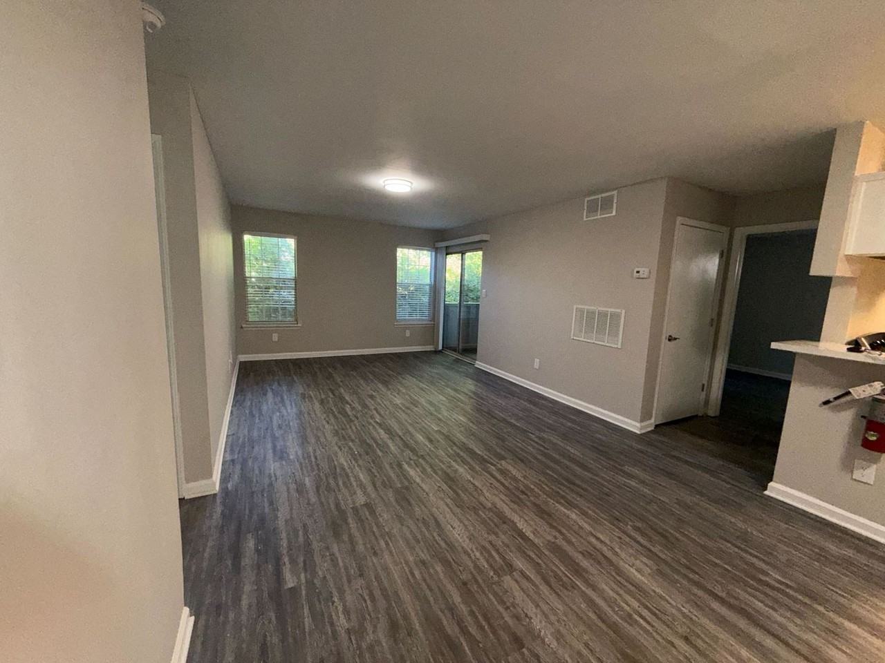 3722 West Ave Apt D - Photo 4 of 17