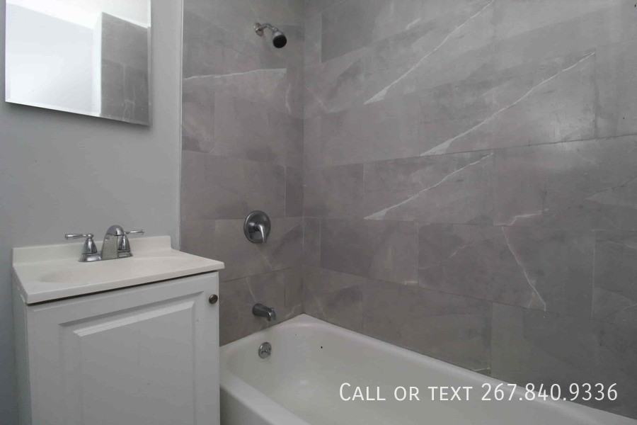 1913 S 20th St #1 - Photo 5 of 20