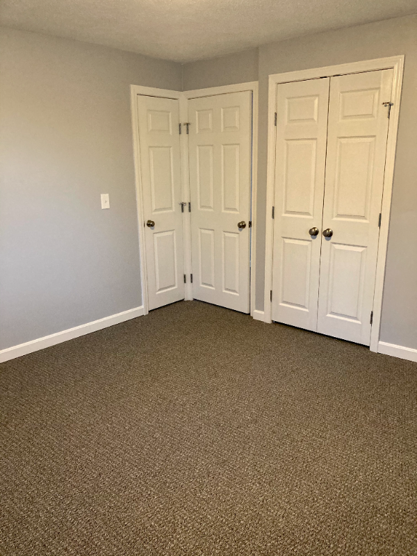 650 Admiral St #2 - Photo 5 of 8