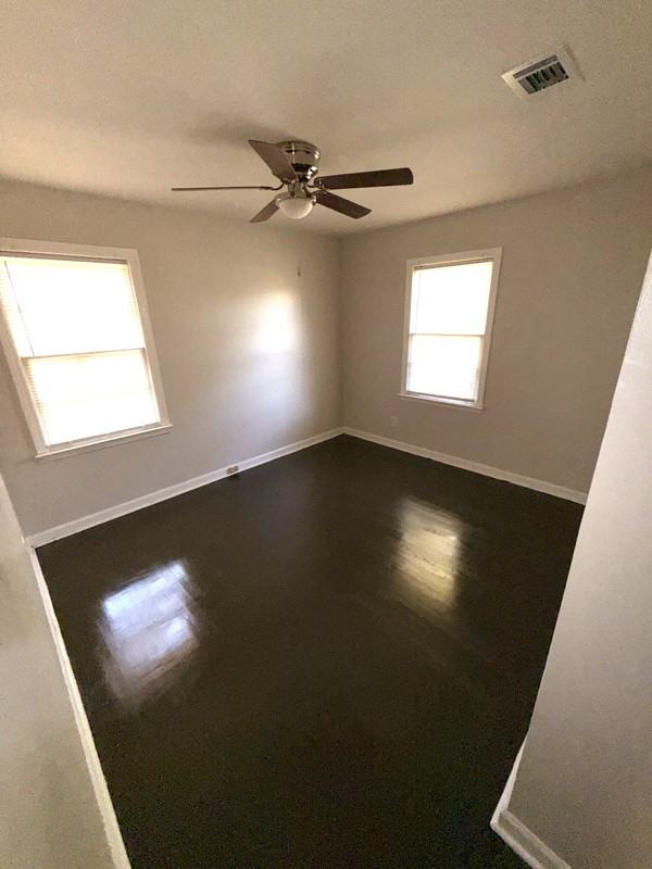 319 Orchard Ln - Photo 7 of 17