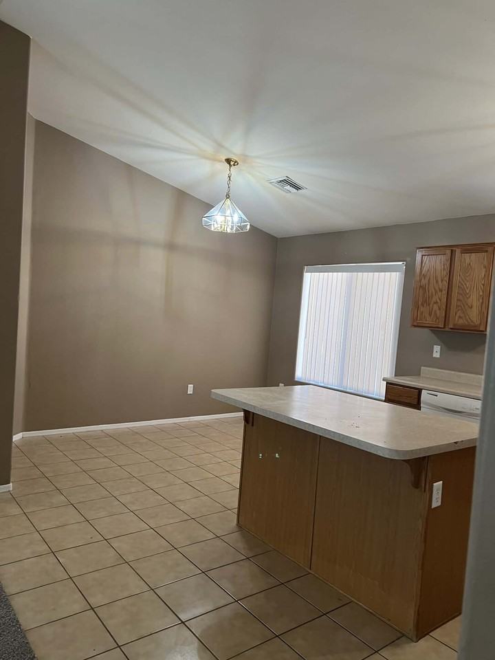 8855 N Moonfire Dr #1 - Photo 6 of 19