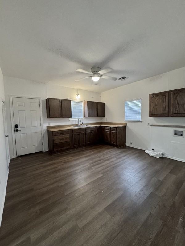 1702 S 7th St - Photo 5 of 7