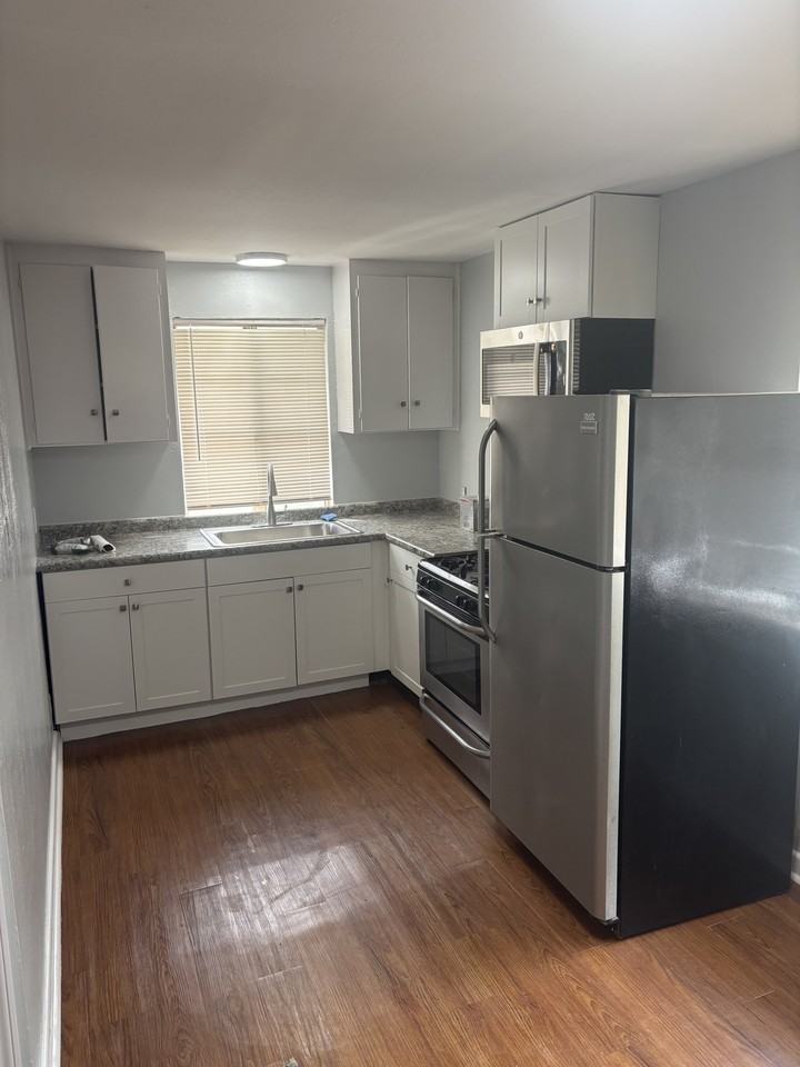 2544 Iowa St #2564 - Photo 3 of 7