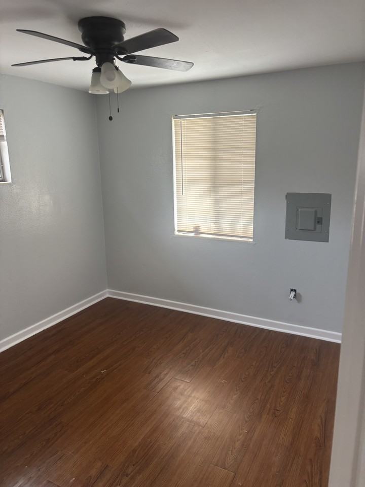 2544 Iowa St #2564 - Photo 4 of 7