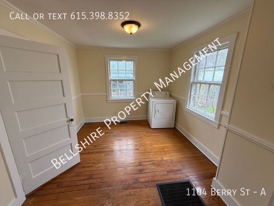 1104 Berry St #A - Photo 5 of 18