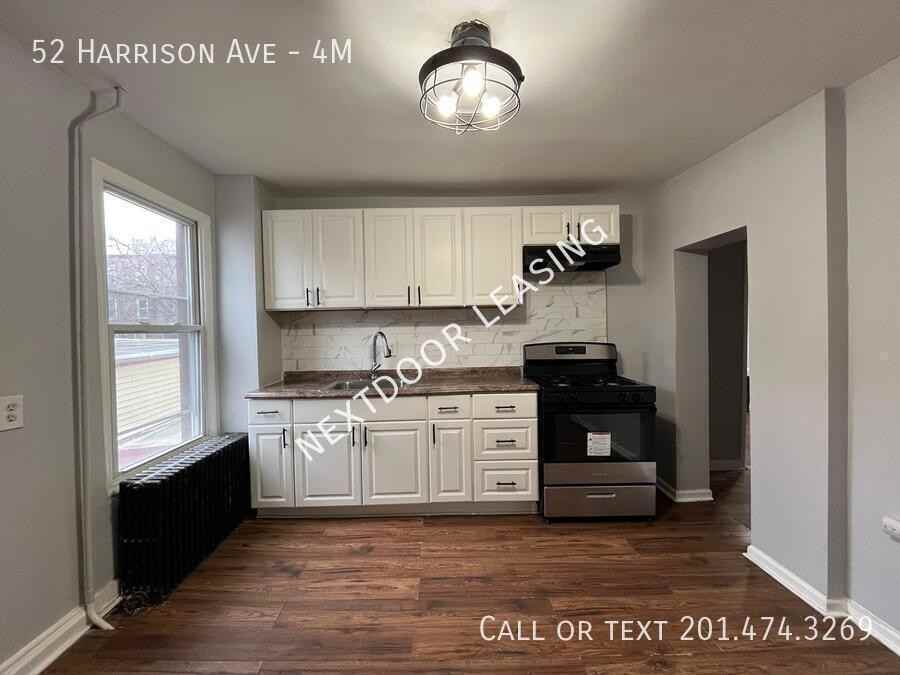 52 Harrison Ave #4M - Photo 2 of 8