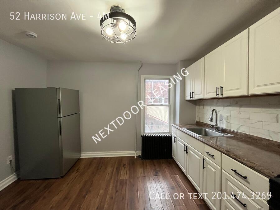 52 Harrison Ave #4M - Photo 3 of 8