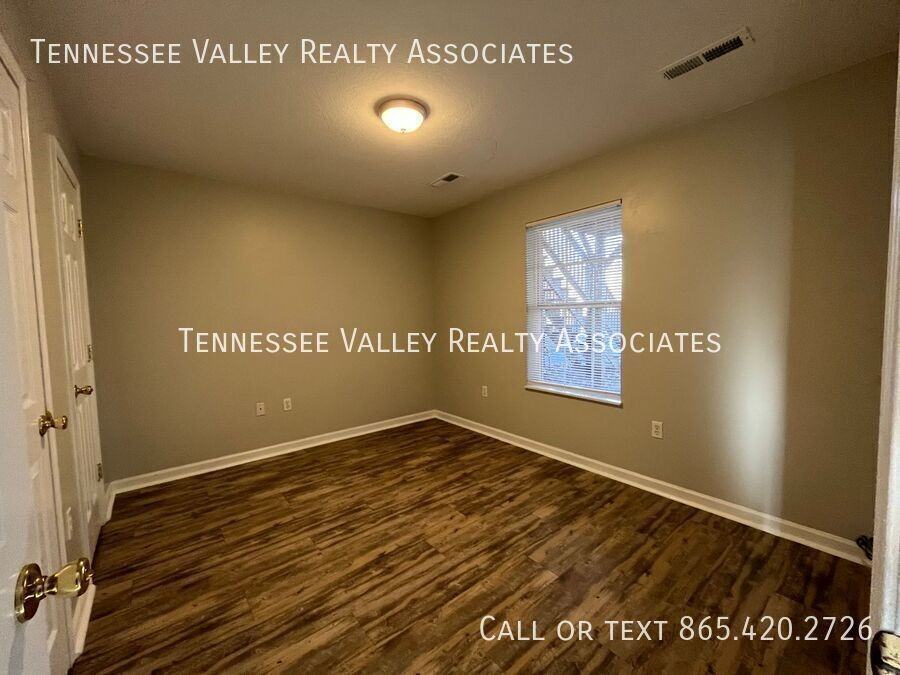 156 N Illinois Ave #C - Photo 6 of 7