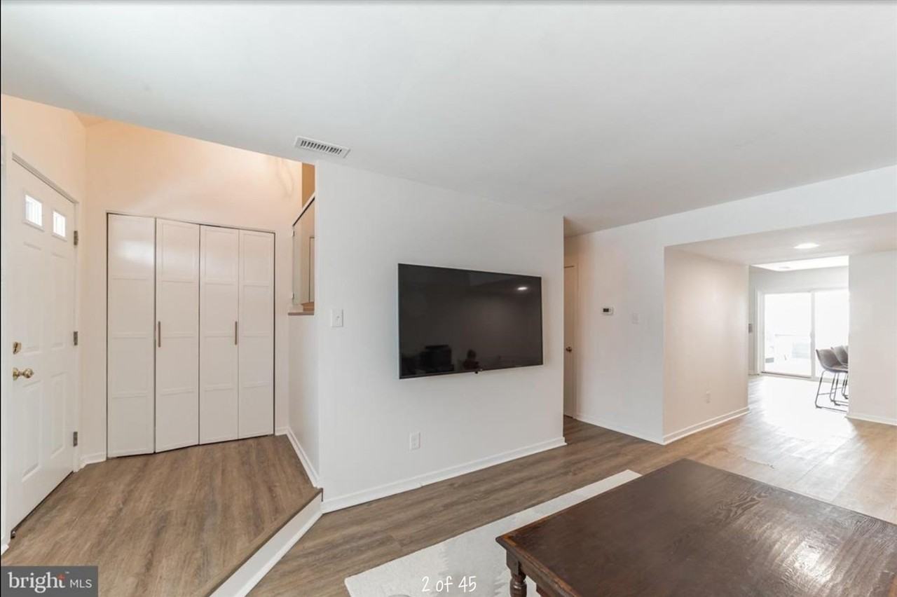 5002 Shannon Ct - Photo 3 of 19