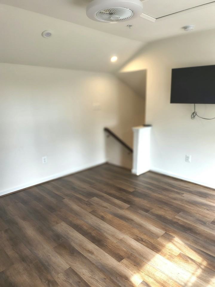 235 Jenkins Way - Photo 7 of 23