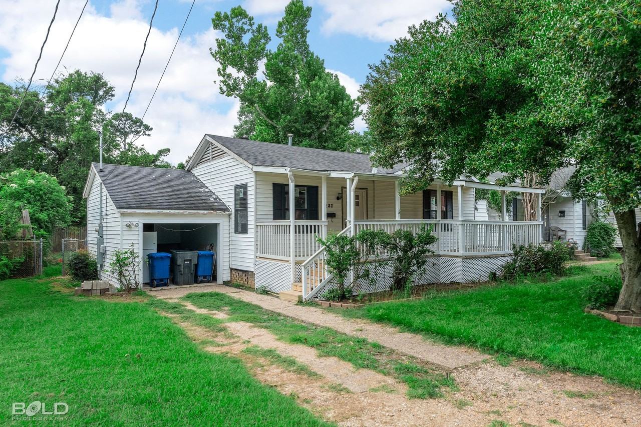 237 E Elmwood St - Photo 7 of 23